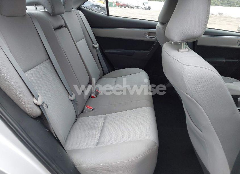 Photo 8 of 2015 Toyota Corolla LE (VIN 2T1BURHE2FC475200)