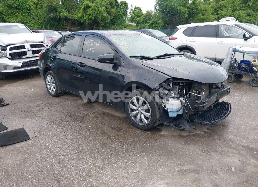 2015 Toyota Corolla LE (VIN 2T1BURHE2FC480896) main photo
