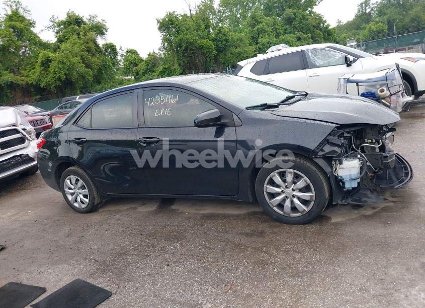 Photo 14 of 2015 Toyota Corolla LE (VIN 2T1BURHE2FC480896)