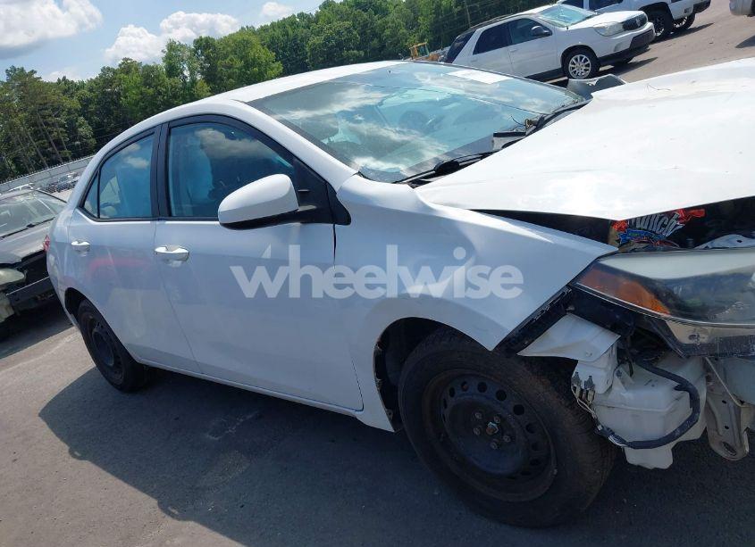 Photo 13 of 2016 Toyota Corolla L (VIN 2T1BURHE2GC496520)