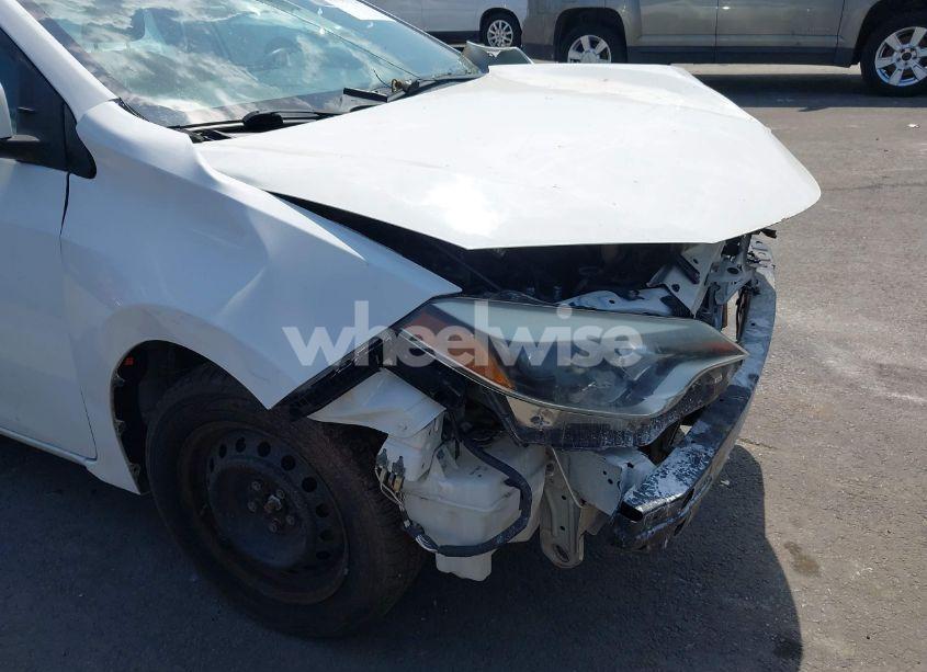 Photo 18 of 2016 Toyota Corolla L (VIN 2T1BURHE2GC496520)