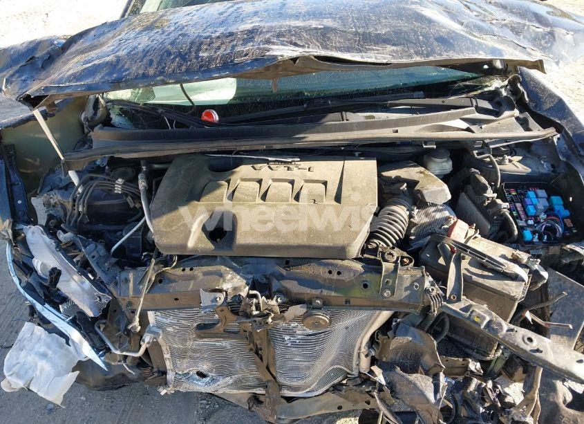 Photo 10 of 2016 Toyota Corolla LE (VIN 2T1BURHE2GC510125)