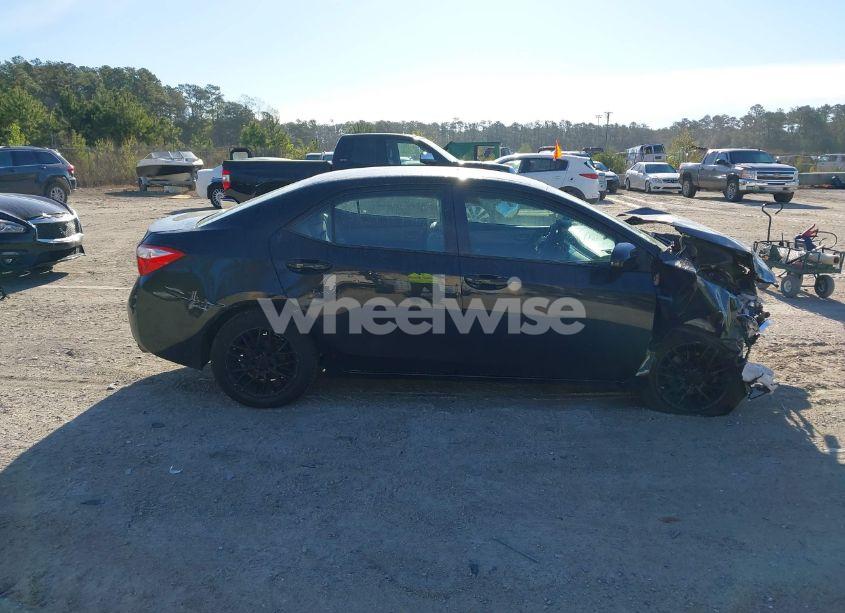 Photo 13 of 2016 Toyota Corolla LE (VIN 2T1BURHE2GC510125)