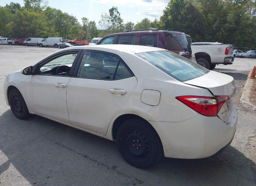 Photo 3 of 2016 Toyota Corolla LE PLUS (VIN 2T1BURHE2GC520590)