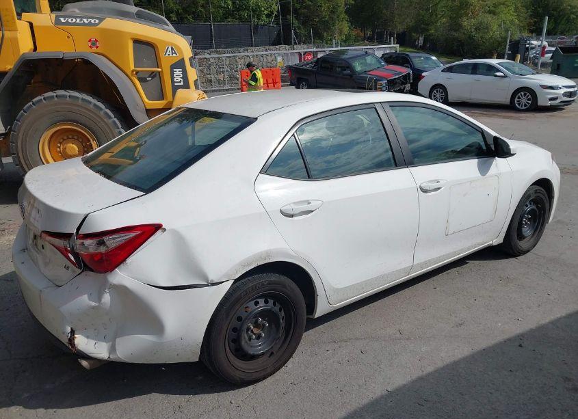 Photo 4 of 2016 Toyota Corolla LE PLUS (VIN 2T1BURHE2GC520590)