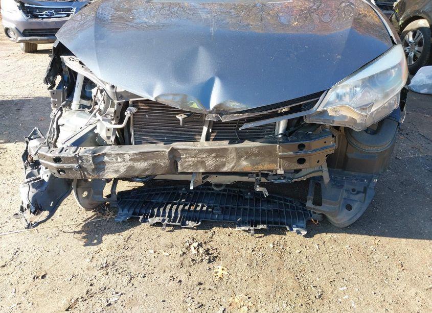 Photo 6 of 2016 Toyota Corolla LE (VIN 2T1BURHE2GC527183)