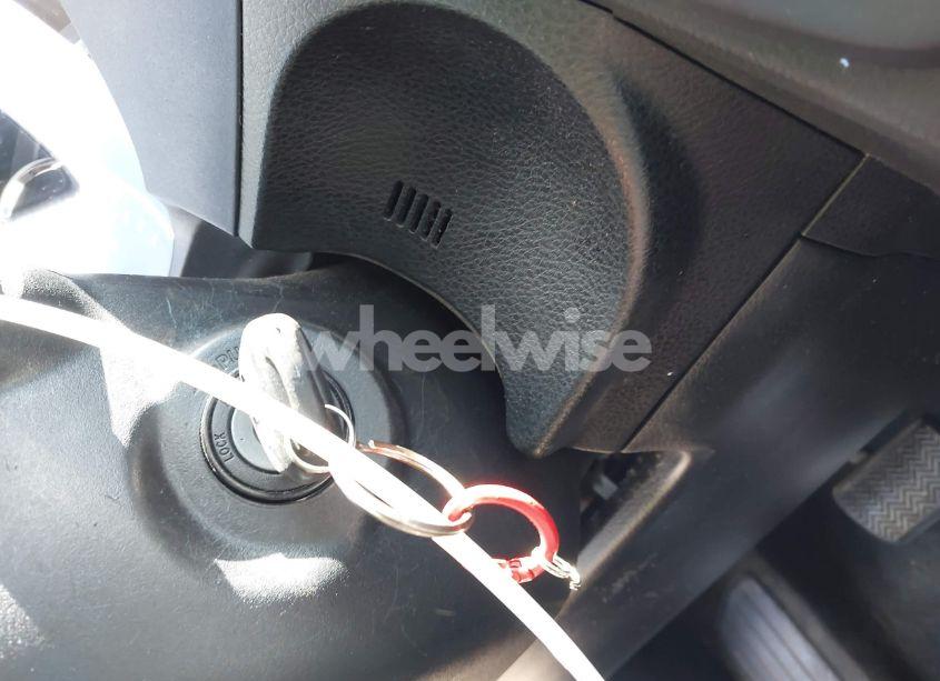 Photo 11 of 2016 Toyota Corolla LE (VIN 2T1BURHE2GC548597)