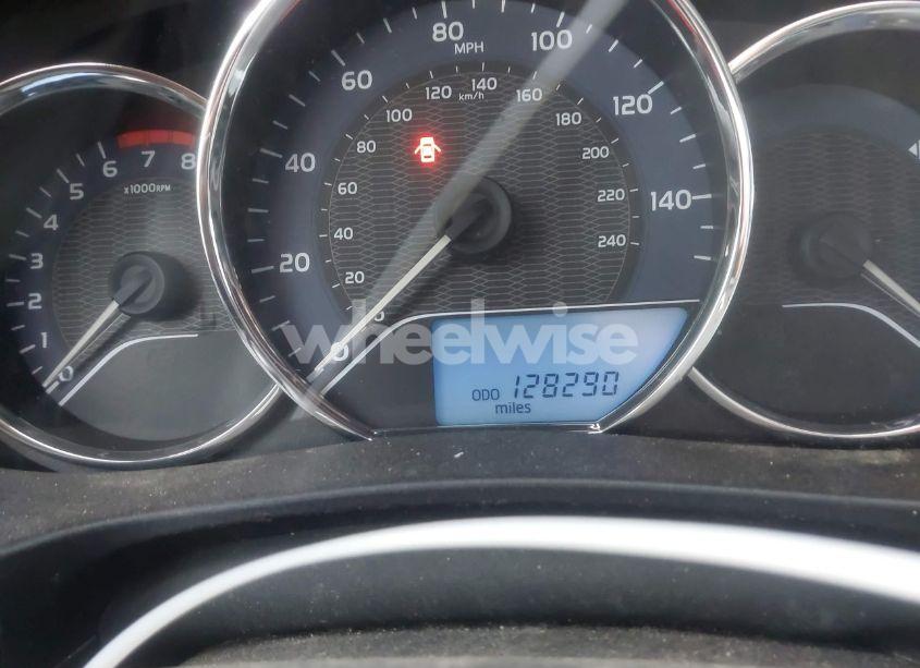 Photo 15 of 2016 Toyota Corolla LE (VIN 2T1BURHE2GC548597)