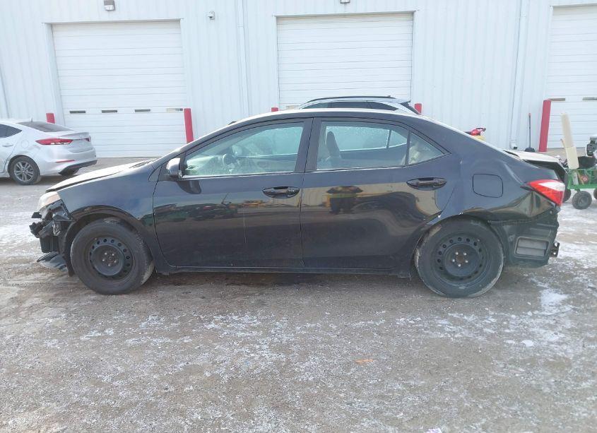 Photo 15 of 2016 Toyota Corolla LE (VIN 2T1BURHE2GC561141)