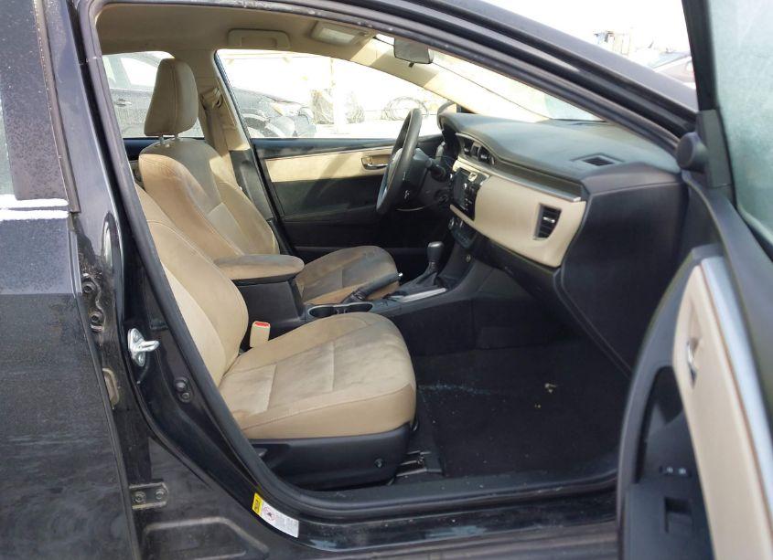 Photo 5 of 2016 Toyota Corolla LE (VIN 2T1BURHE2GC561141)