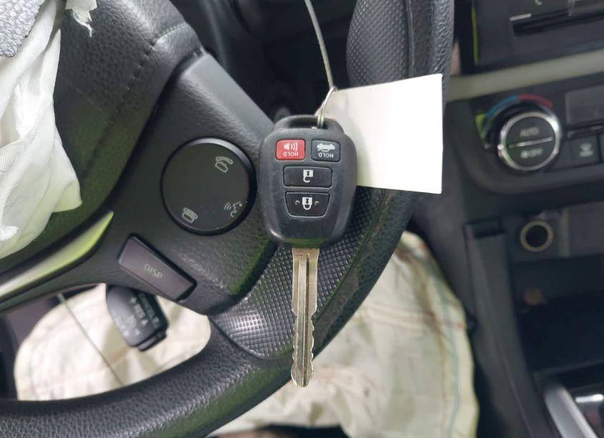 Photo 11 of 2016 Toyota Corolla LE (VIN 2T1BURHE2GC566856)