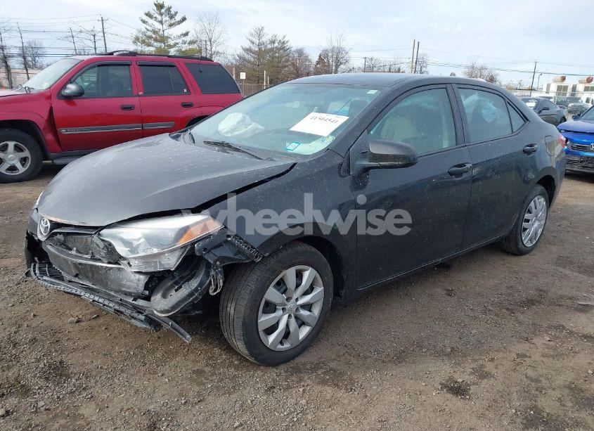 Photo 2 of 2016 Toyota Corolla LE (VIN 2T1BURHE2GC567490)