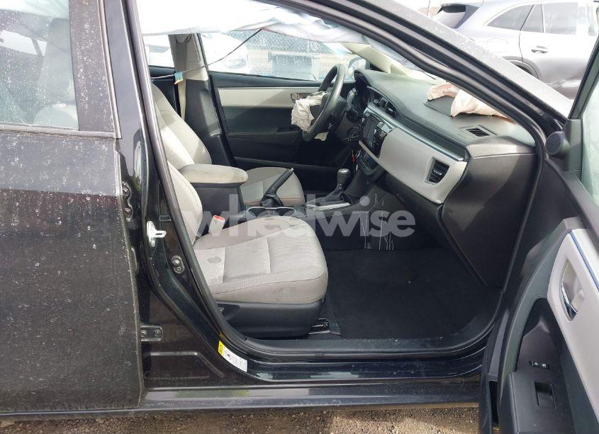 Photo 5 of 2016 Toyota Corolla LE (VIN 2T1BURHE2GC567490)