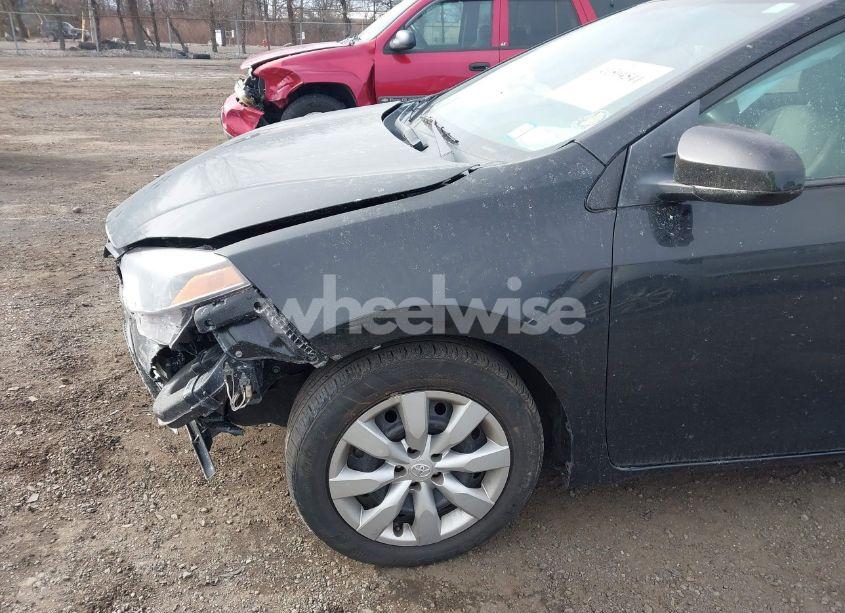 Photo 6 of 2016 Toyota Corolla LE (VIN 2T1BURHE2GC567490)