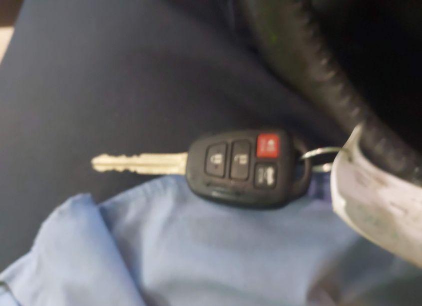 Photo 11 of 2016 Toyota Corolla S PLUS (VIN 2T1BURHE2GC582152)