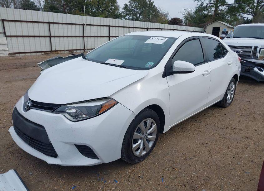 Photo 2 of 2016 Toyota Corolla LE (VIN 2T1BURHE2GC627185)