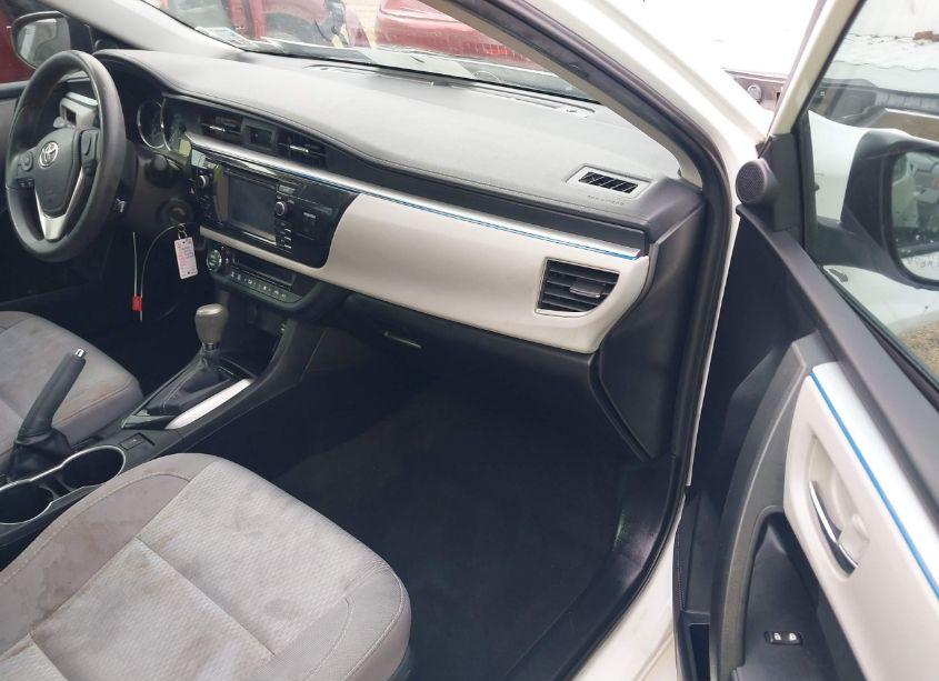 Photo 5 of 2016 Toyota Corolla LE (VIN 2T1BURHE2GC627185)