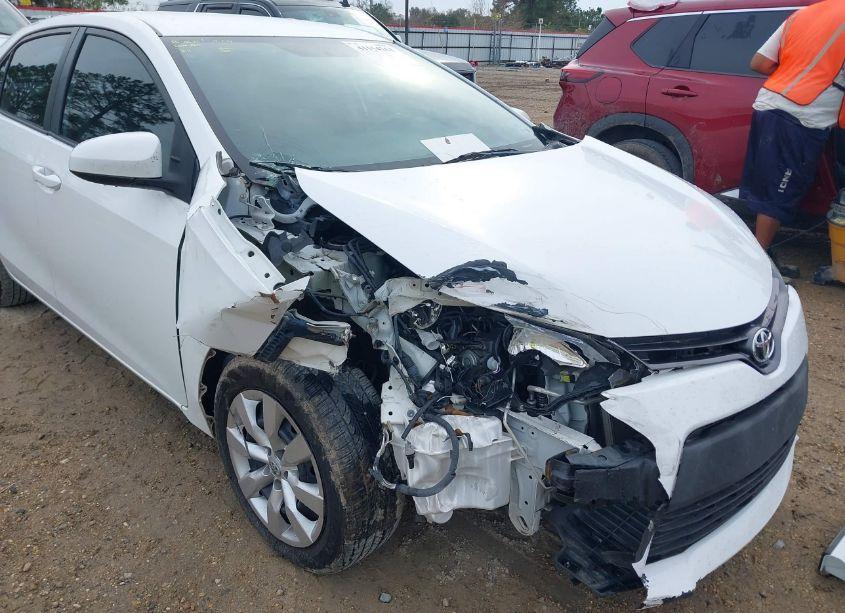 Photo 6 of 2016 Toyota Corolla LE (VIN 2T1BURHE2GC627185)