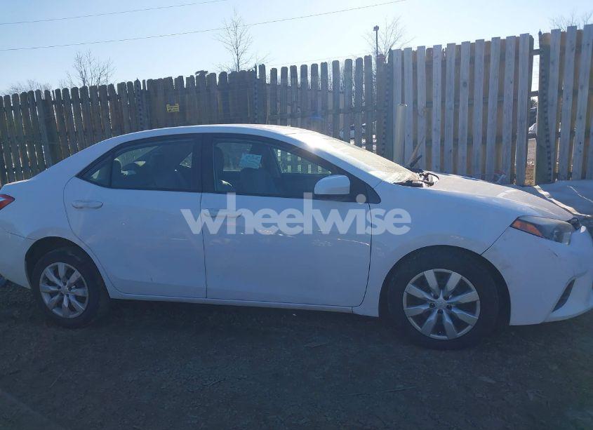 Photo 13 of 2016 Toyota Corolla LE (VIN 2T1BURHE2GC628630)