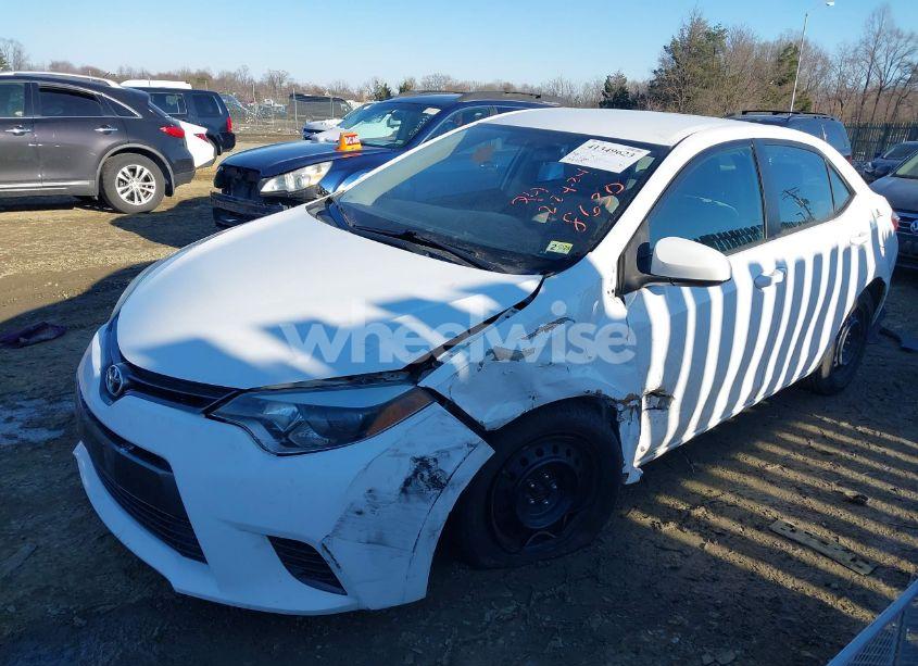 Photo 2 of 2016 Toyota Corolla LE (VIN 2T1BURHE2GC628630)