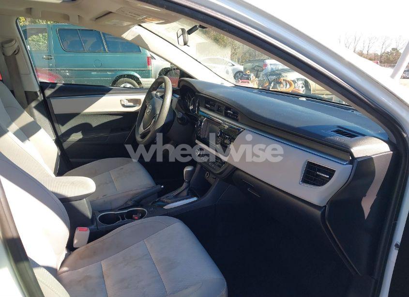 Photo 5 of 2016 Toyota Corolla L/LE/LE PLS/PRM/S/S PLS (VIN 2T1BURHE2GC671333)