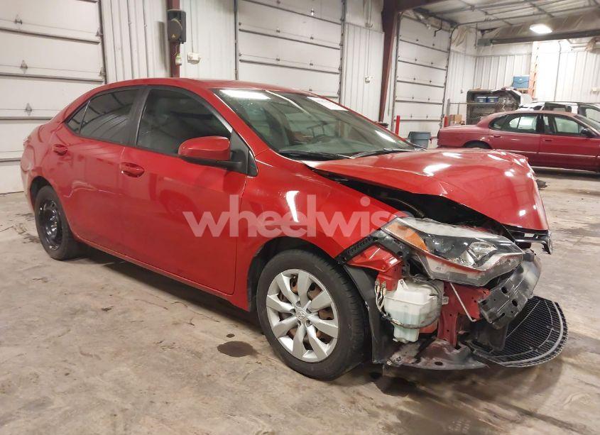 2016 Toyota Corolla LE (VIN 2T1BURHE2GC674216) main photo