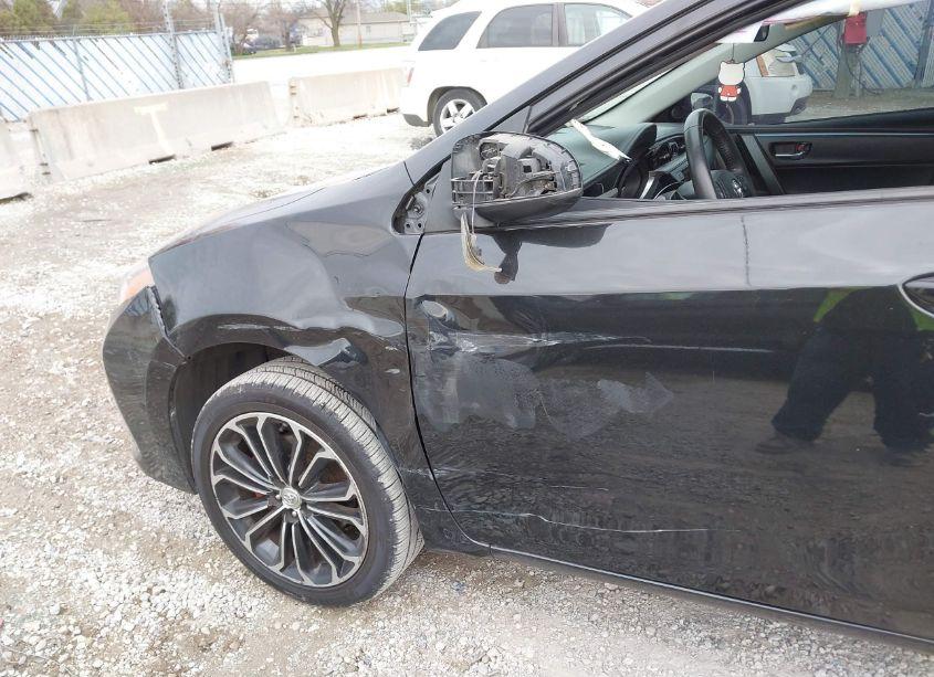 Photo 17 of 2016 Toyota Corolla S (VIN 2T1BURHE2GC685779)