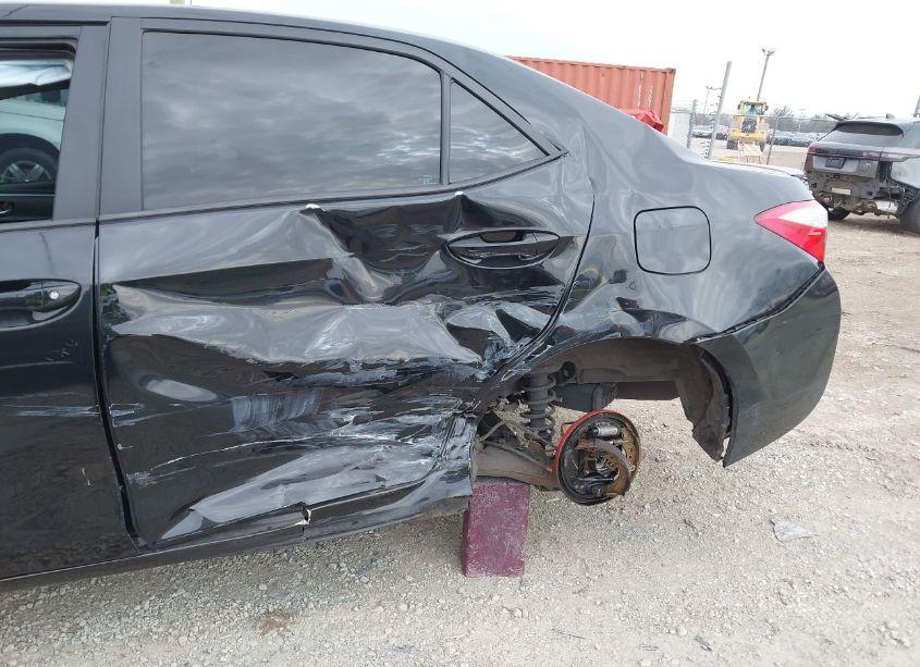 Photo 6 of 2016 Toyota Corolla S (VIN 2T1BURHE2GC685779)