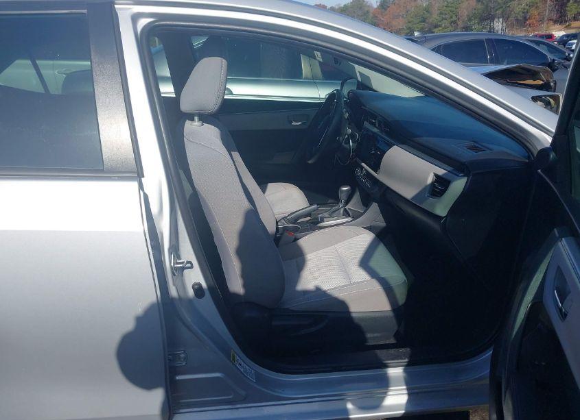 Photo 5 of 2016 Toyota Corolla LE (VIN 2T1BURHE2GC690920)