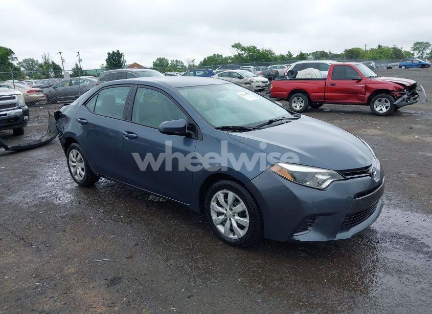 2016 Toyota Corolla LE (VIN 2T1BURHE2GC698001) main photo