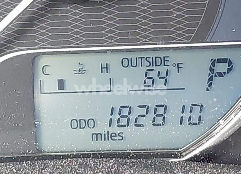 Photo 15 of 2016 Toyota Corolla LE (VIN 2T1BURHE2GC698001)