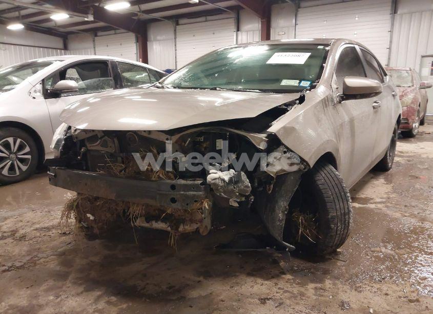 Photo 6 of 2016 Toyota Corolla LE (VIN 2T1BURHE2GC699262)