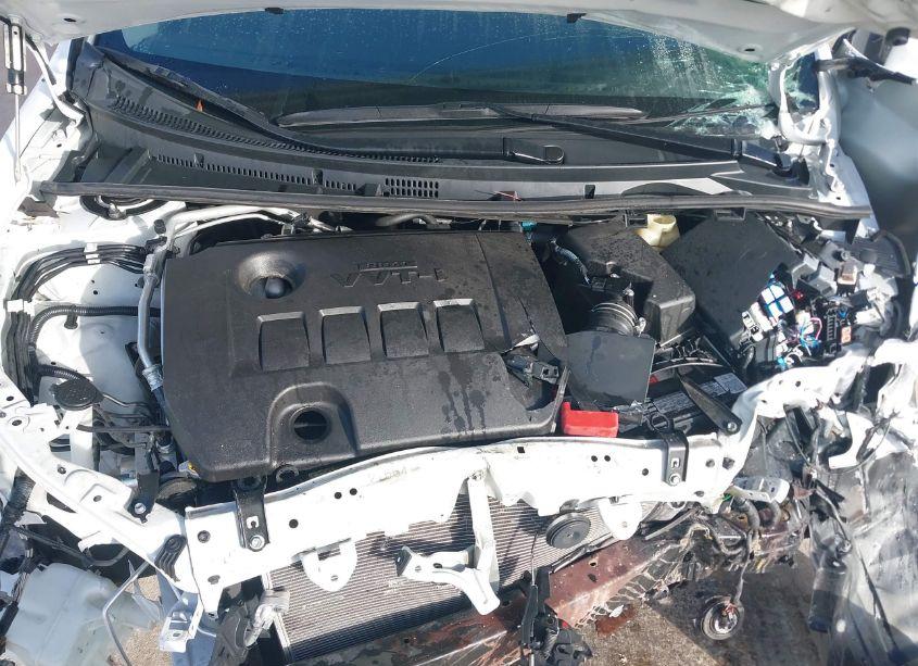 Photo 10 of 2016 Toyota Corolla LE (VIN 2T1BURHE2GC710907)