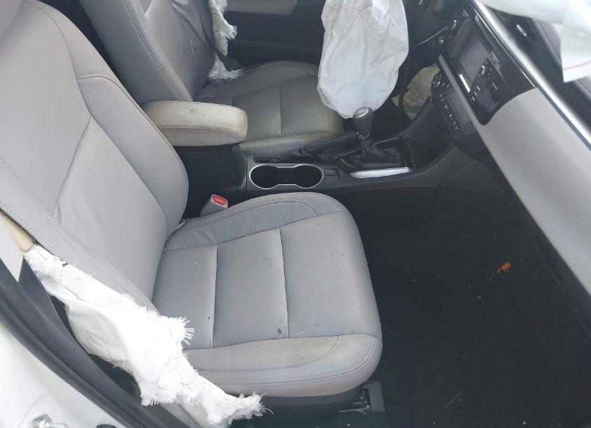 Photo 5 of 2016 Toyota Corolla LE (VIN 2T1BURHE2GC710907)