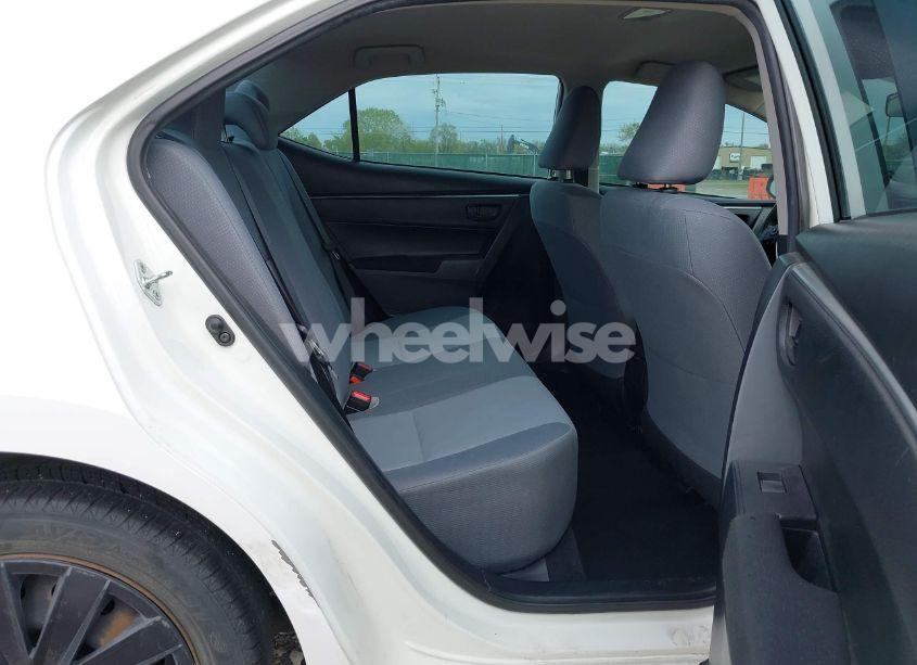 Photo 8 of 2016 Toyota Corolla L (VIN 2T1BURHE2GC723804)