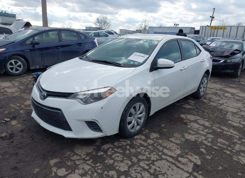 Photo 2 of 2016 Toyota Corolla LE (VIN 2T1BURHE2GC726833)