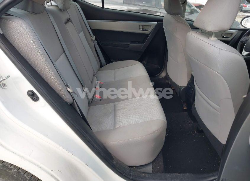 Photo 8 of 2016 Toyota Corolla LE (VIN 2T1BURHE2GC726833)