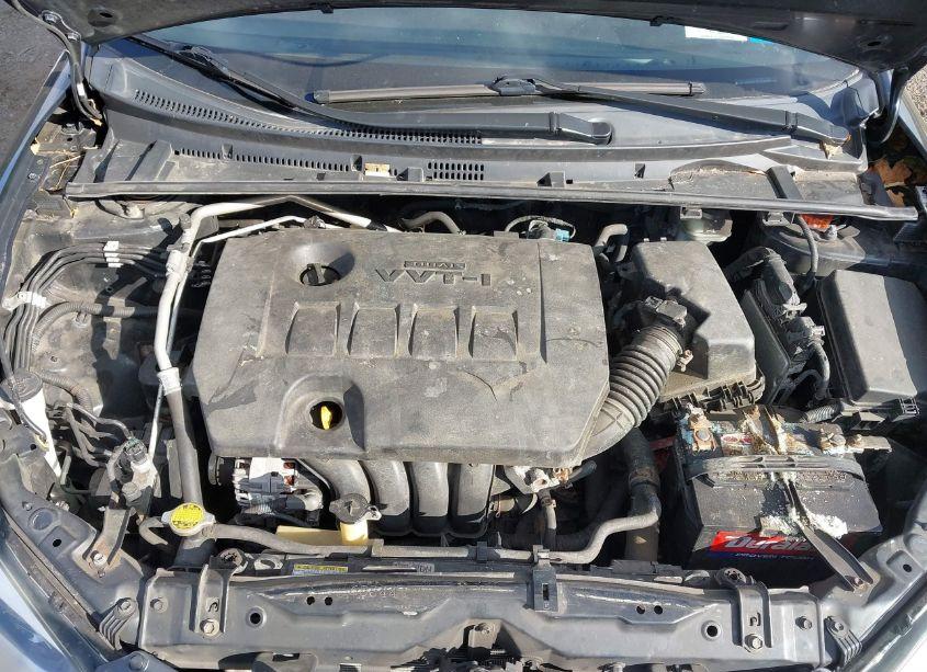 Photo 10 of 2016 Toyota Corolla LE (VIN 2T1BURHE2GC729697)