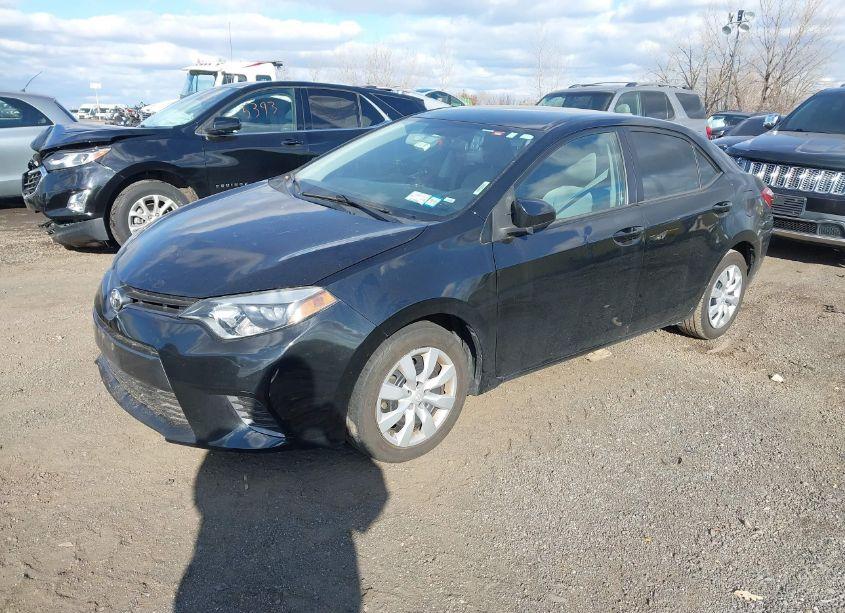 Photo 2 of 2016 Toyota Corolla LE (VIN 2T1BURHE2GC729697)