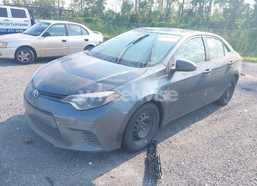 Photo 2 of 2016 Toyota Corolla LE (VIN 2T1BURHE2GC732986)