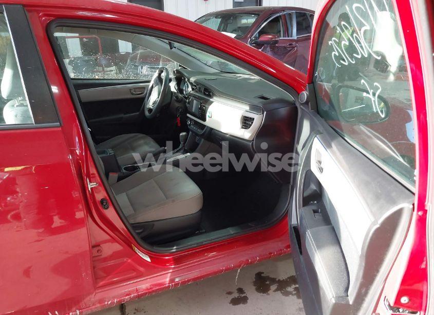 Photo 5 of 2016 Toyota Corolla LE (VIN 2T1BURHE2GC742160)