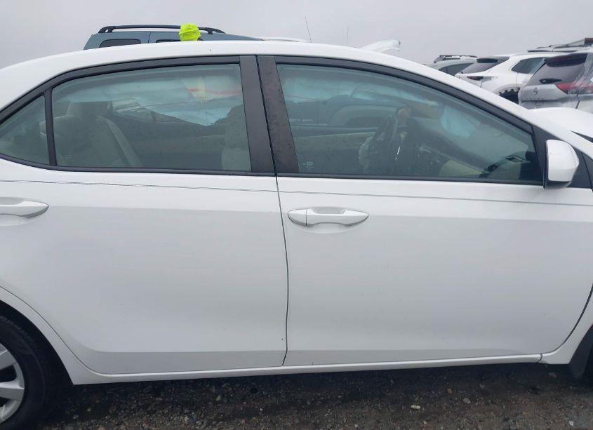 Photo 13 of 2016 Toyota Corolla LE (VIN 2T1BURHE2GC744989)