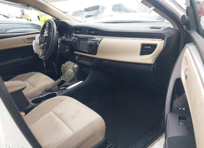 Photo 5 of 2016 Toyota Corolla LE (VIN 2T1BURHE2GC744989)