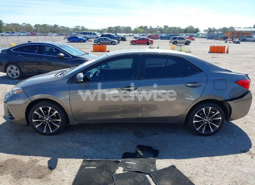 Photo 14 of 2017 Toyota Corolla L/LE/XLE/SE/XSE (VIN 2T1BURHE2HC747375)