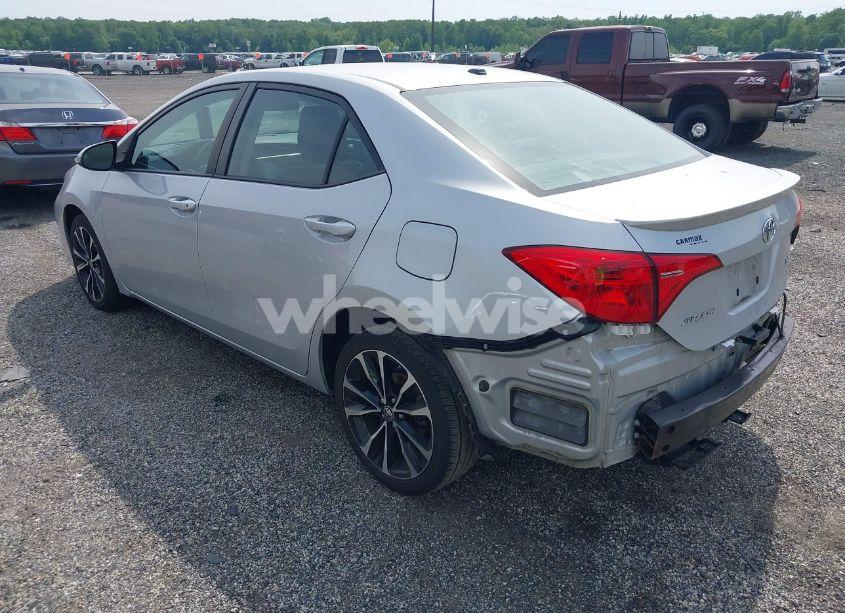 Photo 3 of 2017 Toyota Corolla SE (VIN 2T1BURHE2HC749126)