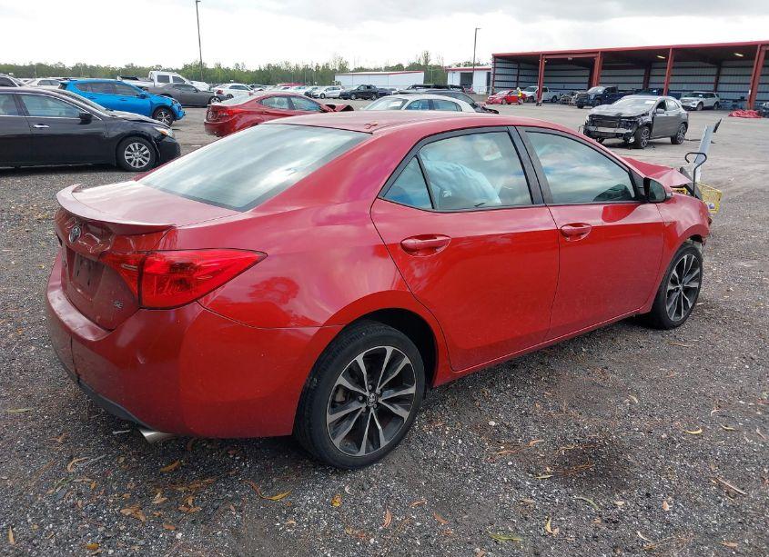 Photo 4 of 2017 Toyota Corolla SE (VIN 2T1BURHE2HC750664)