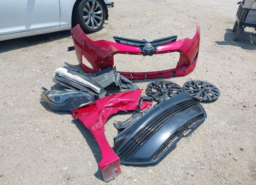 Photo 12 of 2017 Toyota Corolla LE (VIN 2T1BURHE2HC754553)