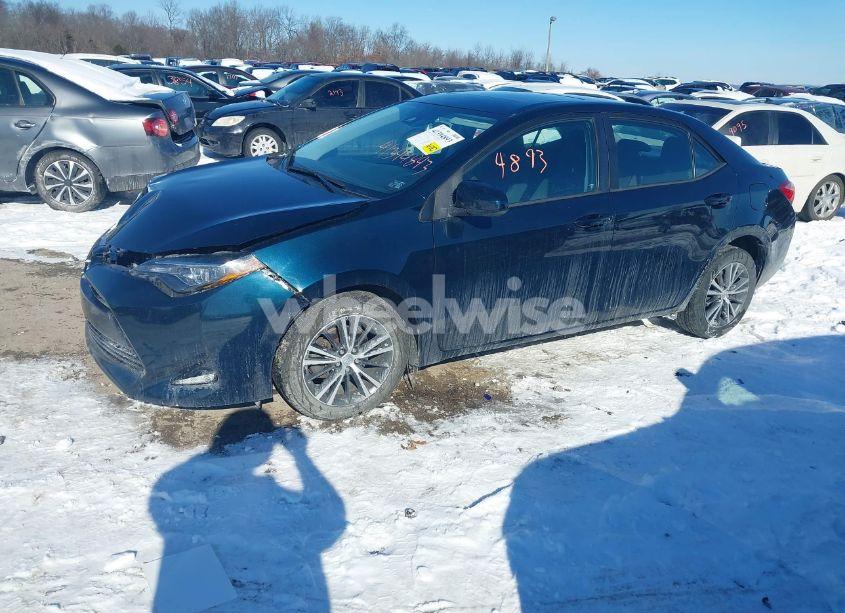 Photo 2 of 2017 Toyota Corolla L/LE/XLE/SE/XSE (VIN 2T1BURHE2HC759509)