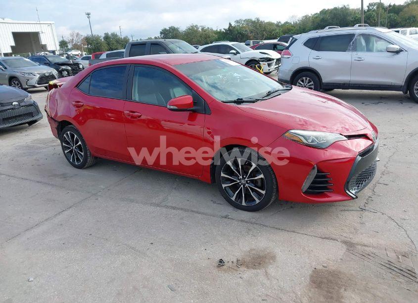 2017 Toyota Corolla SE (VIN 2T1BURHE2HC760885) main photo