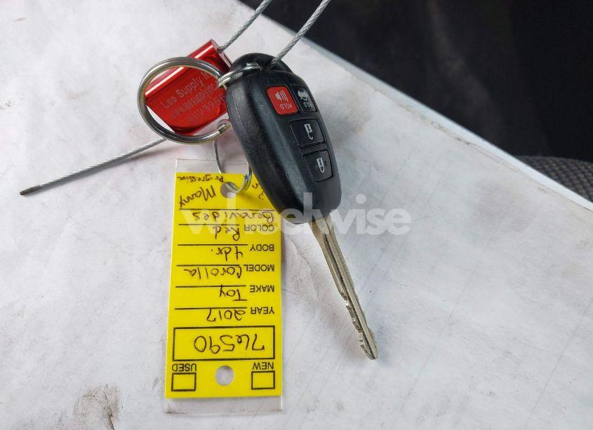 Photo 11 of 2017 Toyota Corolla SE (VIN 2T1BURHE2HC760885)